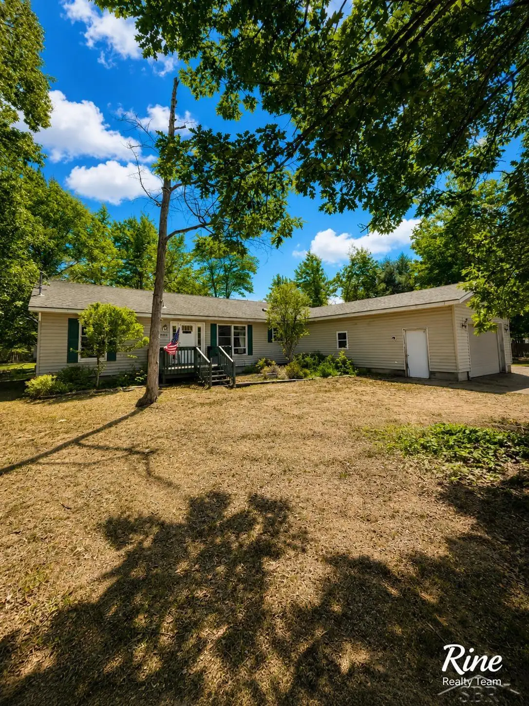 506 Lynn, Kalkaska, MI 49646 - #1