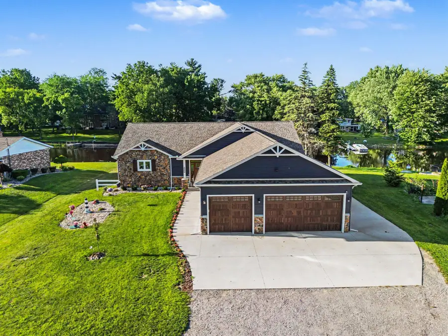 3365 Old Kawkawlin, Bay City, MI 48706 - #3