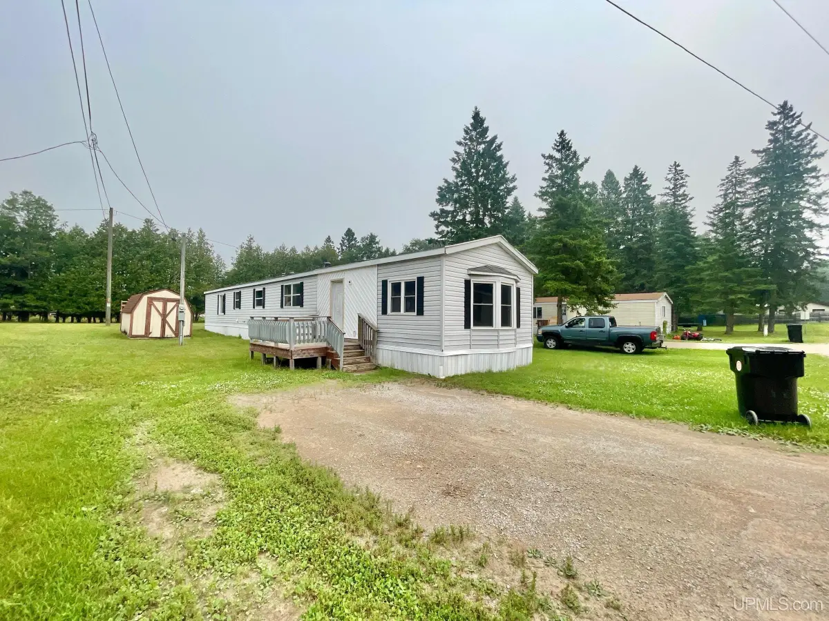 8467 P.5 #4, Gladstone, MI 49837 - #1