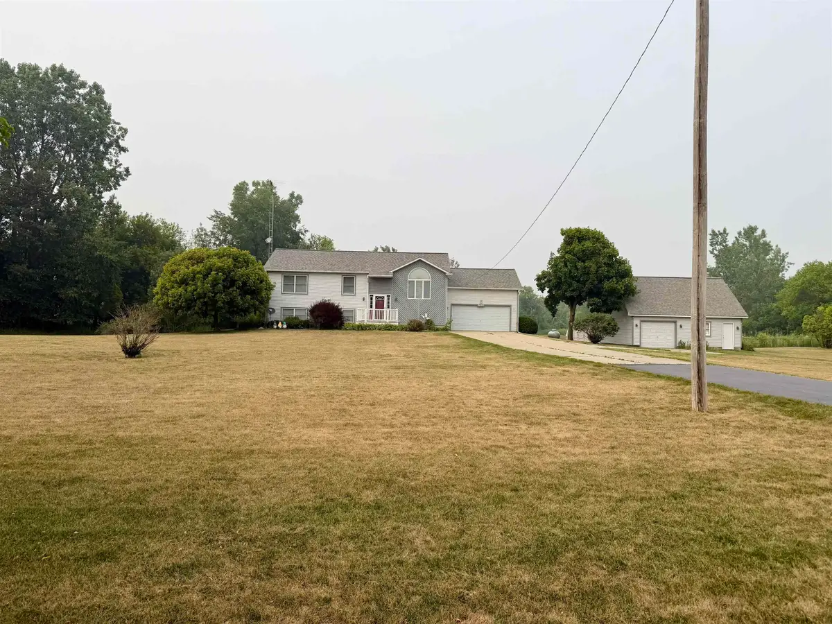 9094 Hill, Swartz Creek, MI 48473 - #1