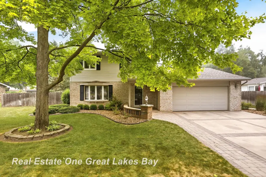 7560 S Laurie, Saginaw, MI 48609 - #2