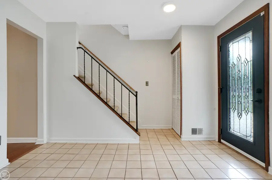 41970 Jason, Clinton Township, MI 48038 - #3