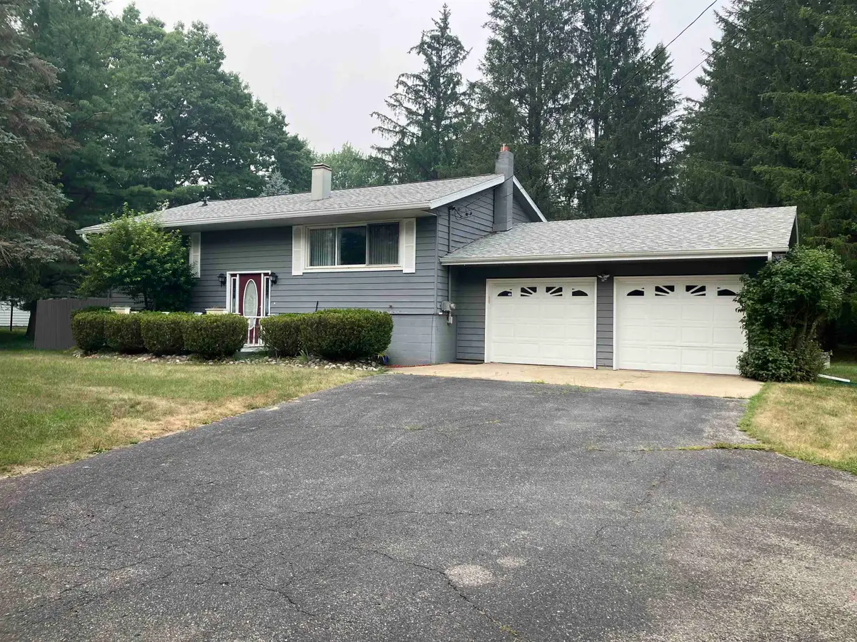 3404 Clendening, Gladwin, MI 48624 - #1