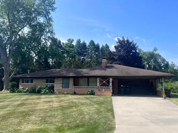 5156 Eastbrook Ct, Utica, MI 48316