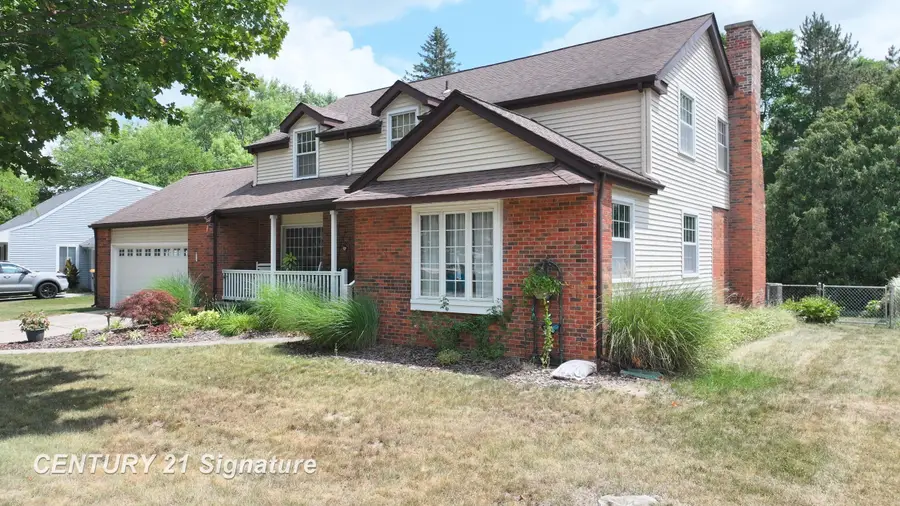 212 Cedarwood, Flushing, MI 48433 - #3