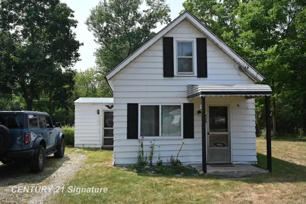 455 Deland, Flushing, MI 48433