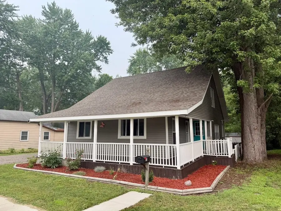518 W Belle, Saint Charles, MI 48655 - #3