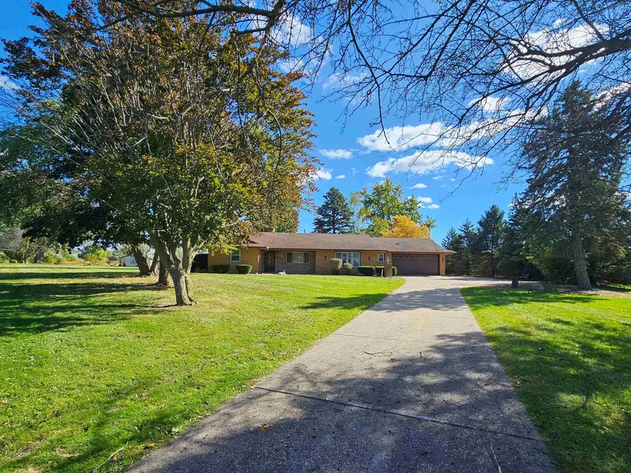 1143 W Wilson, Clio, MI 48420 - #2