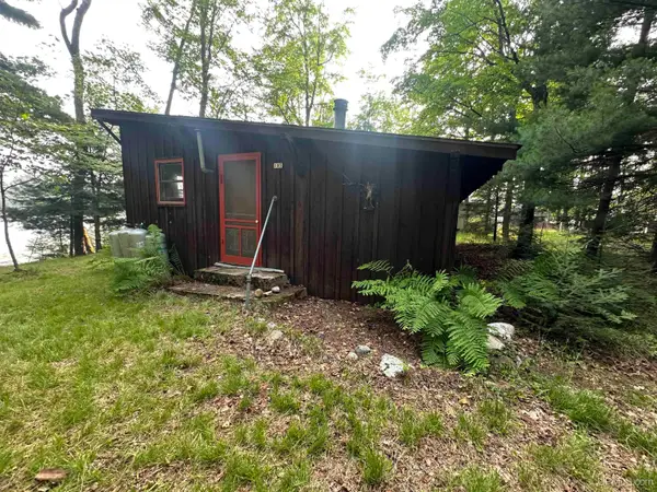 195 Winslow Shores, Iron River, MI 49935