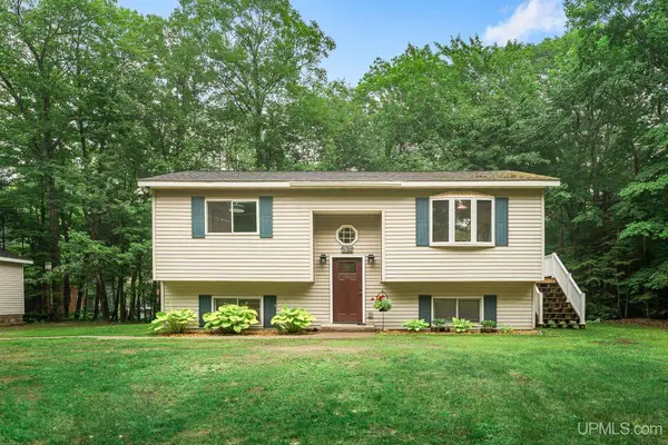 140 E Brebner, Negaunee, MI 49866