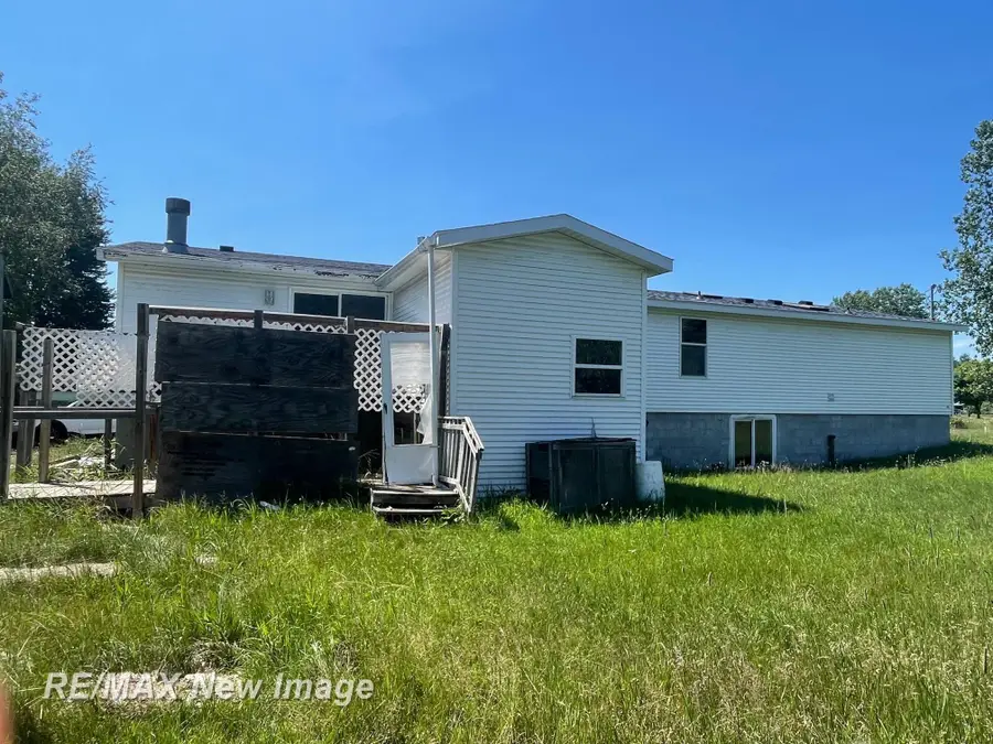 15957 W Burt, Chesaning, MI 48616 - #3