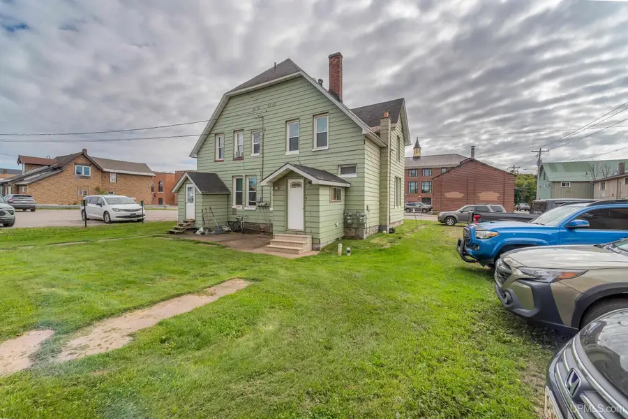 313-315 E Pearl, Ishpeming, MI 49849 - #3