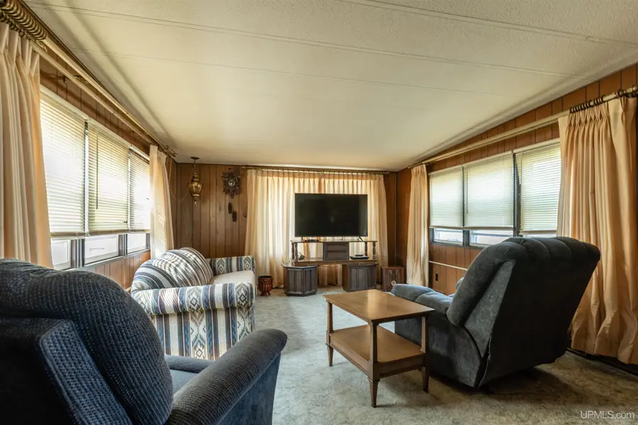 352 E 2nd, Caspian, MI 49915 - #2