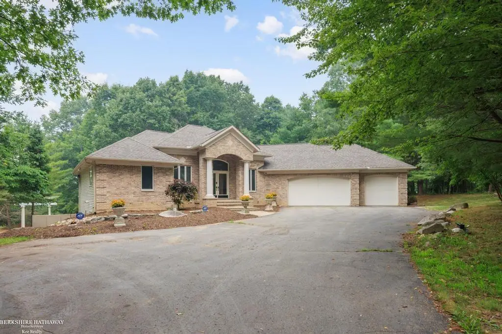 1268 Hidden View, Lapeer, MI 48446 - #1