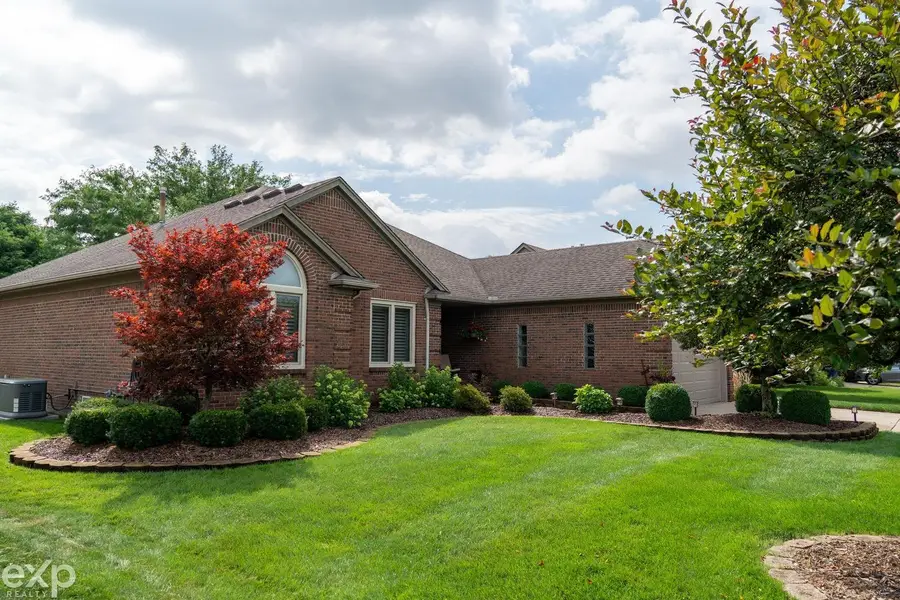 57450 Ruby, Washington Township, MI 48094 - #2
