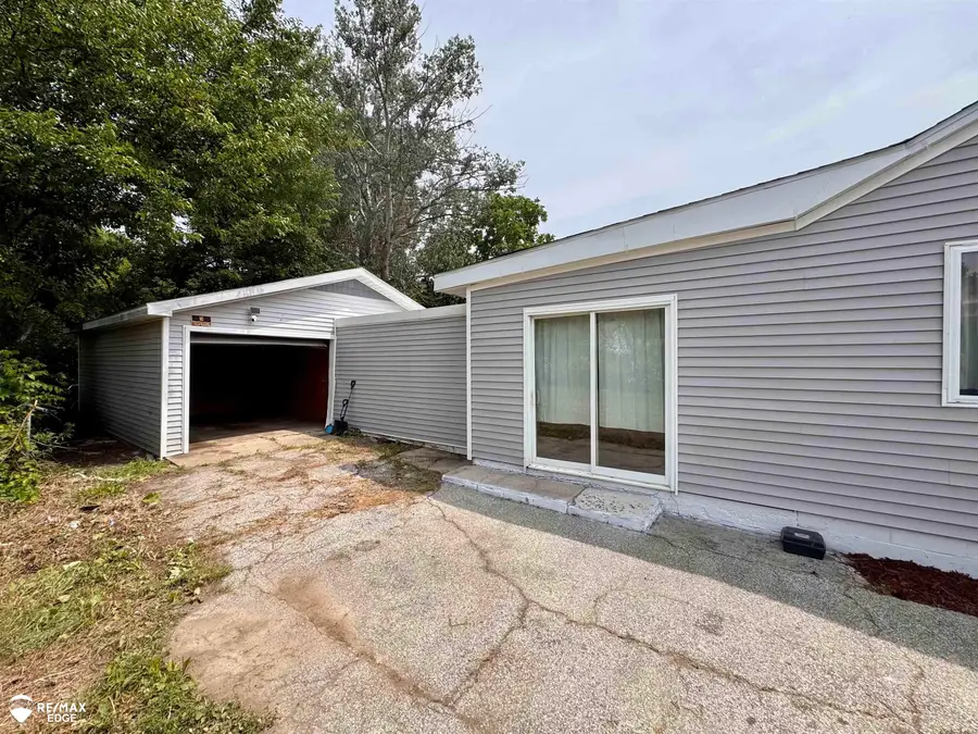 1418 W Juliah, Flint, MI 48505 - #3