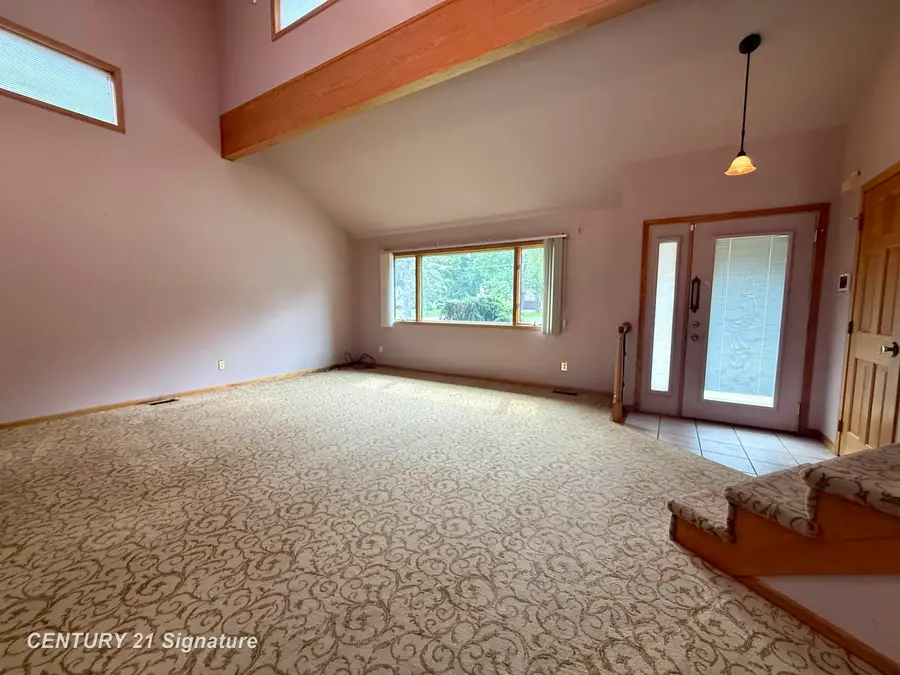 1500 Hemmeter, Saginaw, MI 48638 - #3