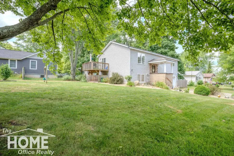 420 Sciota, Laingsburg, MI 48848 - #2