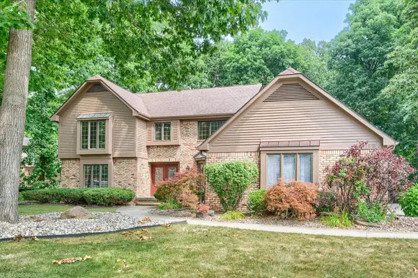 11523 Kings Coach, Grand Blanc, MI 48439