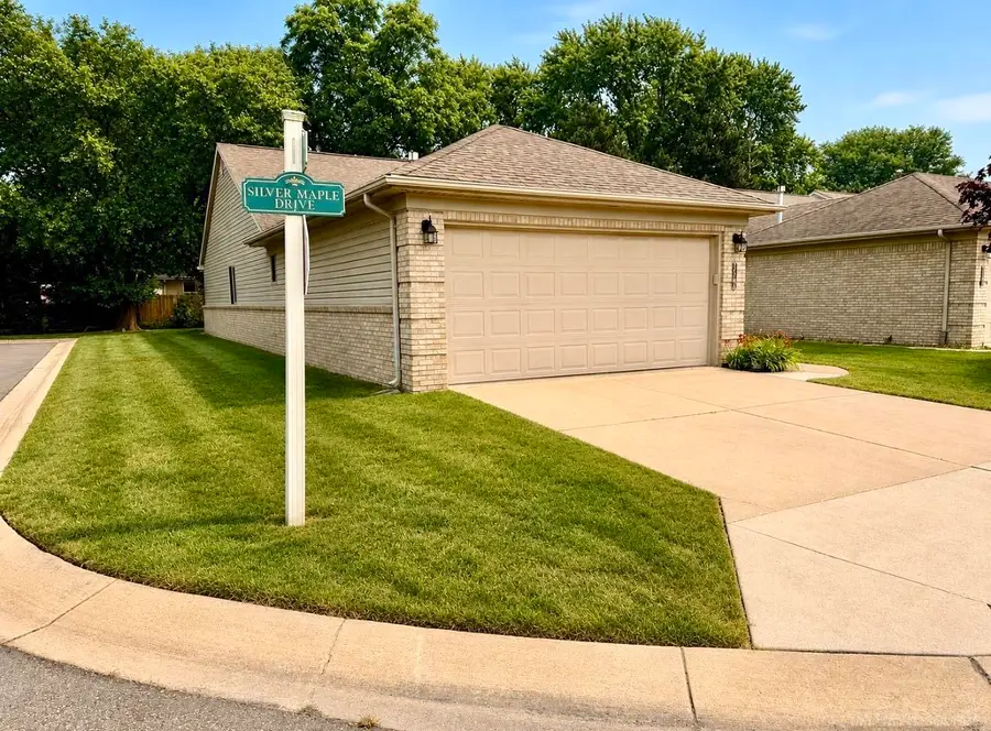 35300 Silver Maple, Clinton Township, MI 48035 - #3
