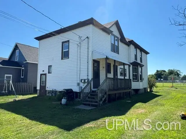 226 N 15th, Escanaba, MI 49829 - #2