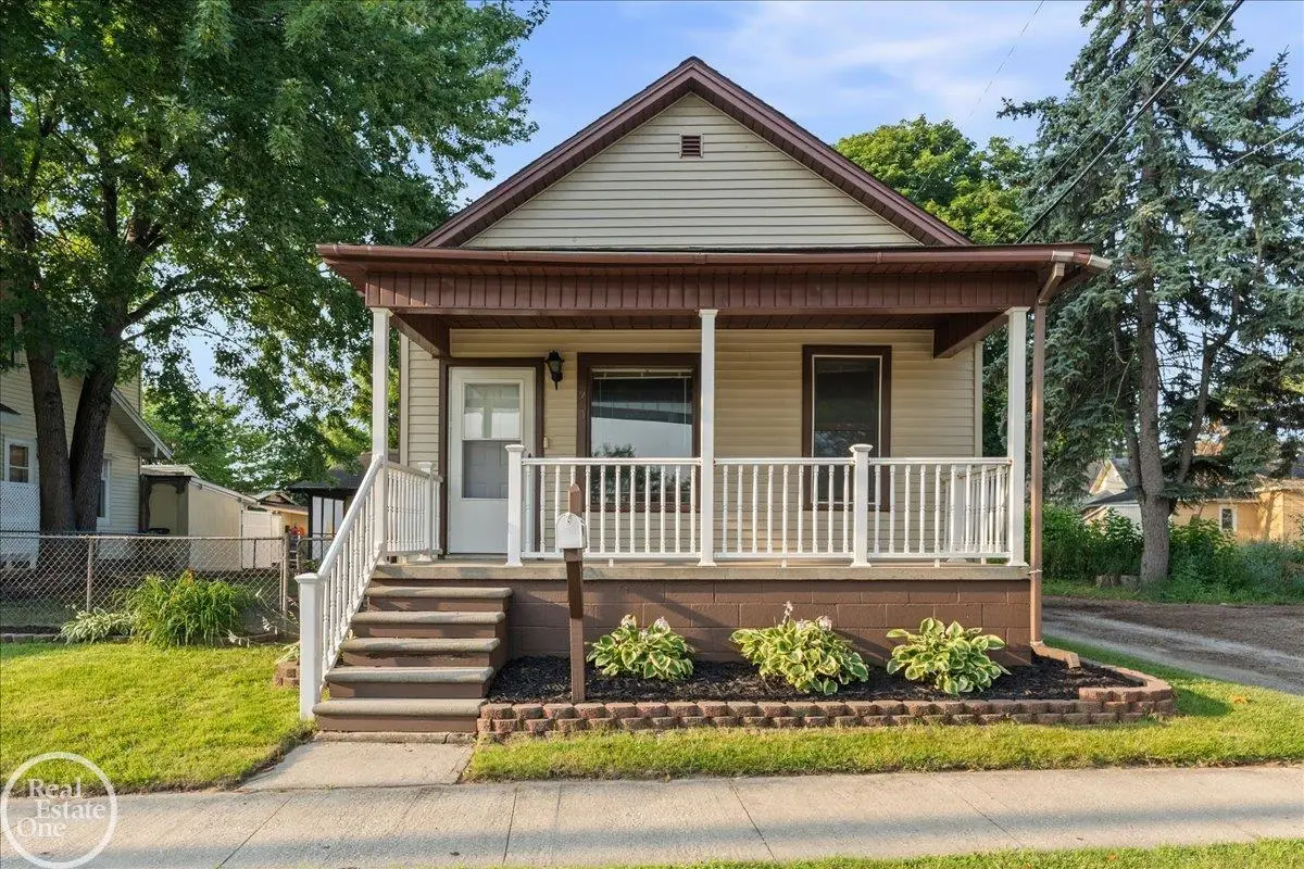 910 State, Port Huron, MI 48060 - #1