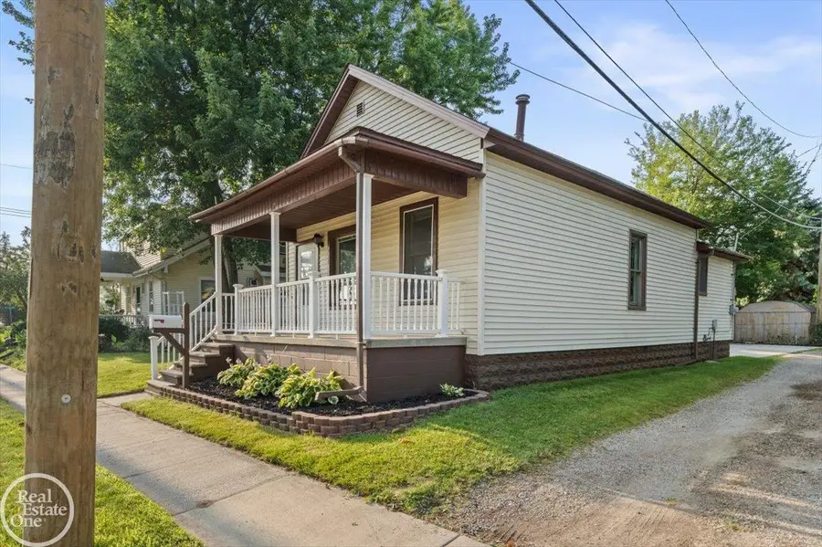 910 State, Port Huron, MI 48060 - #2