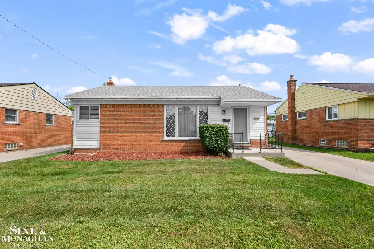 21313 Tanglewood, Saint Clair Shores, MI 48082 - #1