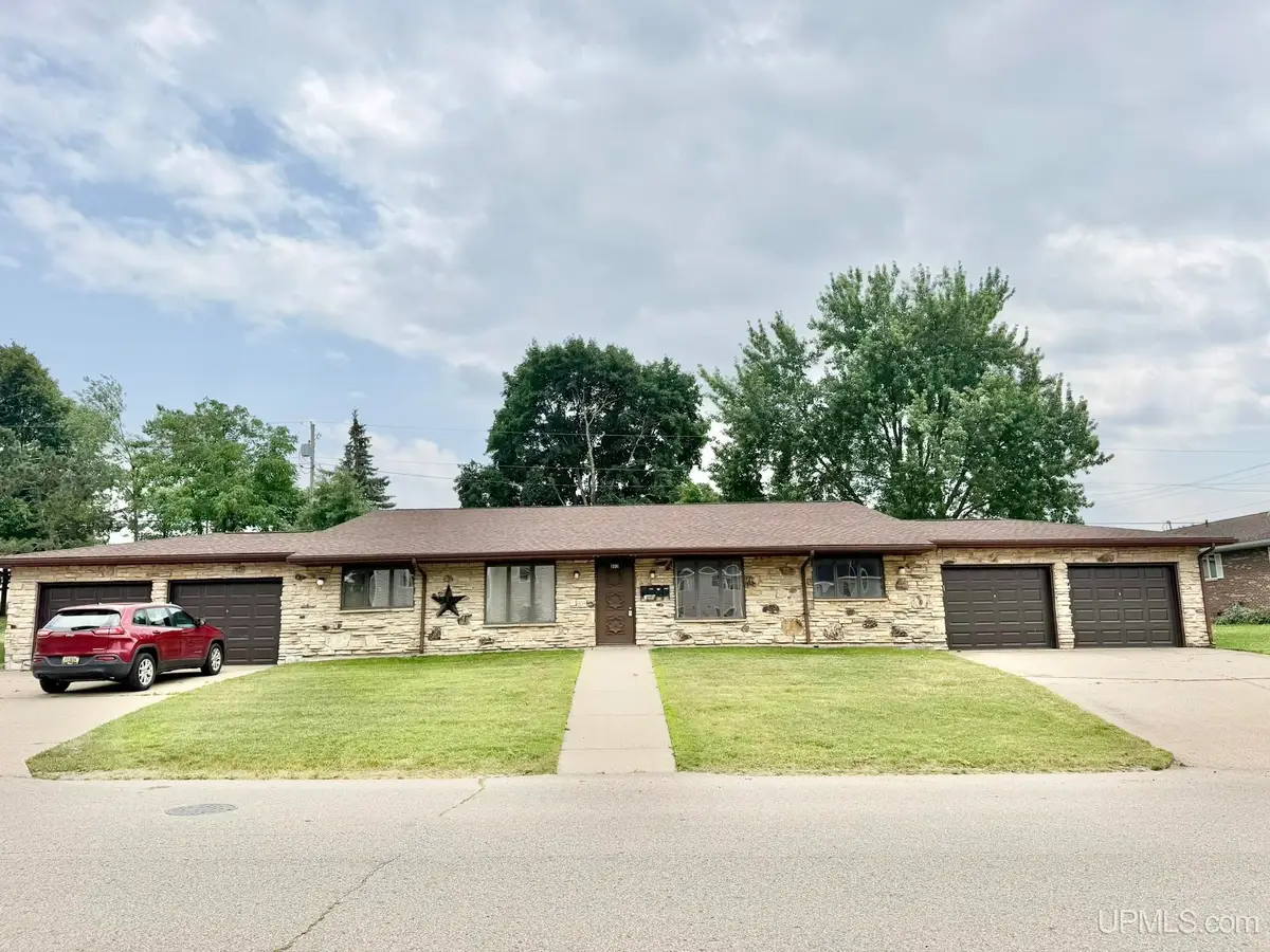 803 E Grant, Iron Mountain, MI 49801 - #1