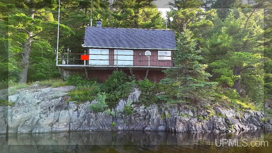 401 N Basin, Ishpeming, MI 49849 - #3