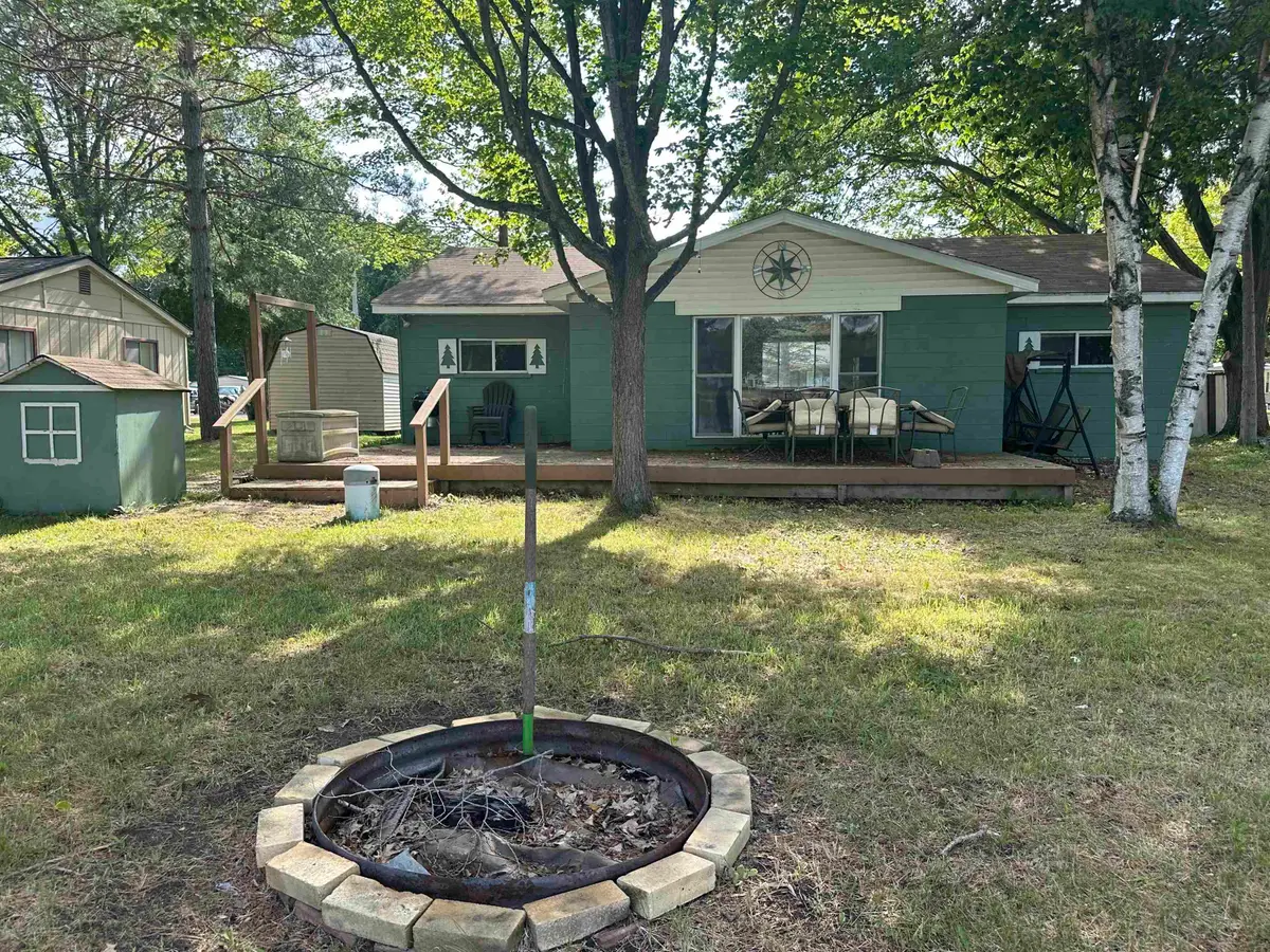 528 Hilo, Gladwin, MI 48624 - #1