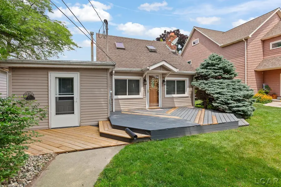 2792 Round Lake Highway, Manitou Beach, MI 49253 - #2