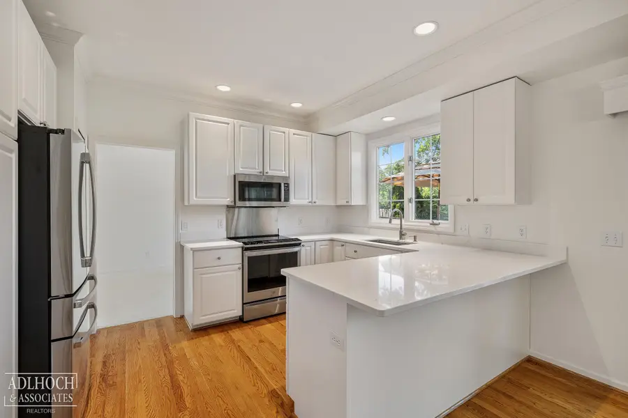 21473 Goethe, Grosse Pointe Woods, MI 48236 - #2