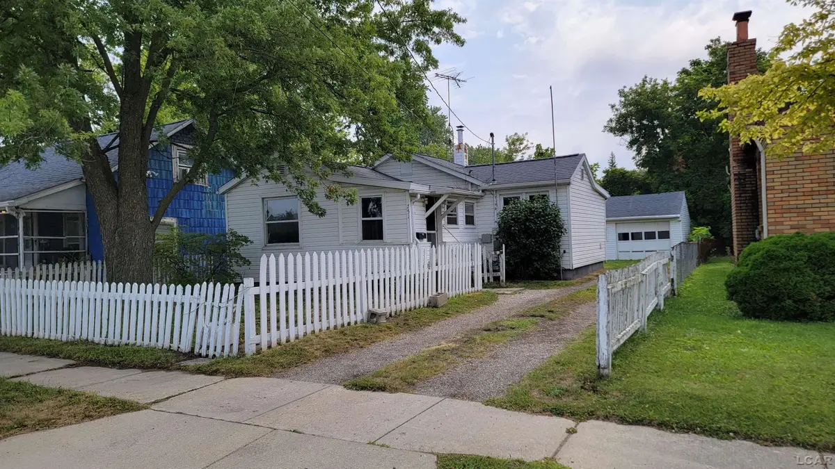 751 James, Adrian, MI 49221 - #1