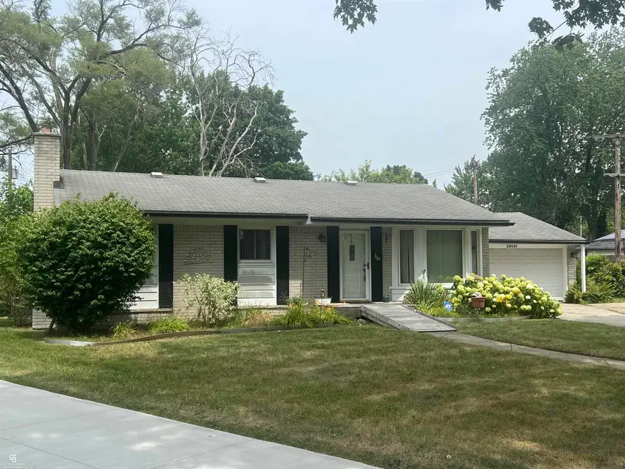 29581 Newport, Warren, MI 48088 - #2