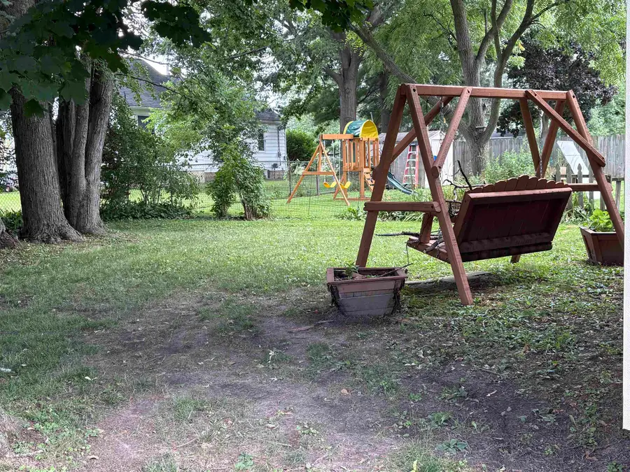 610 Cherry, Clio, MI 48420 - #2