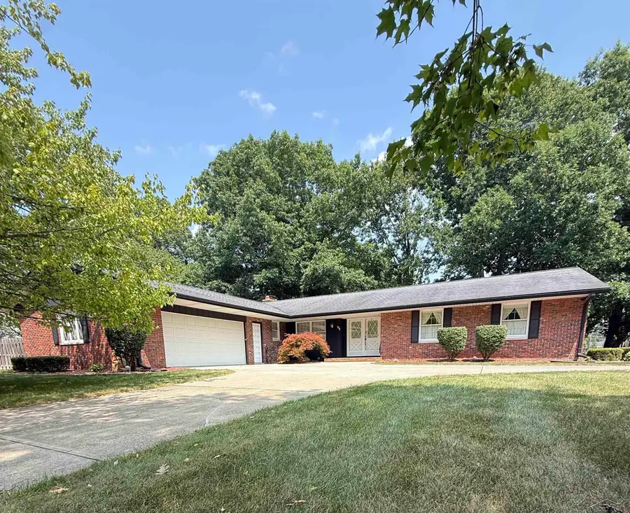 900 Canterbury, Saginaw, MI 48638 - #3
