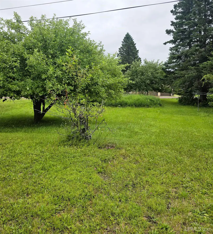 56702 Hecla, Calumet, MI 49913 - #3