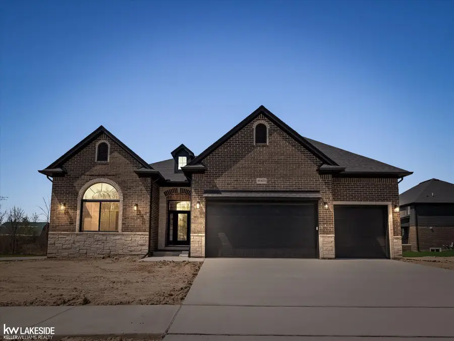 18816 Via Firenze #17, Macomb, MI 48044 - #3