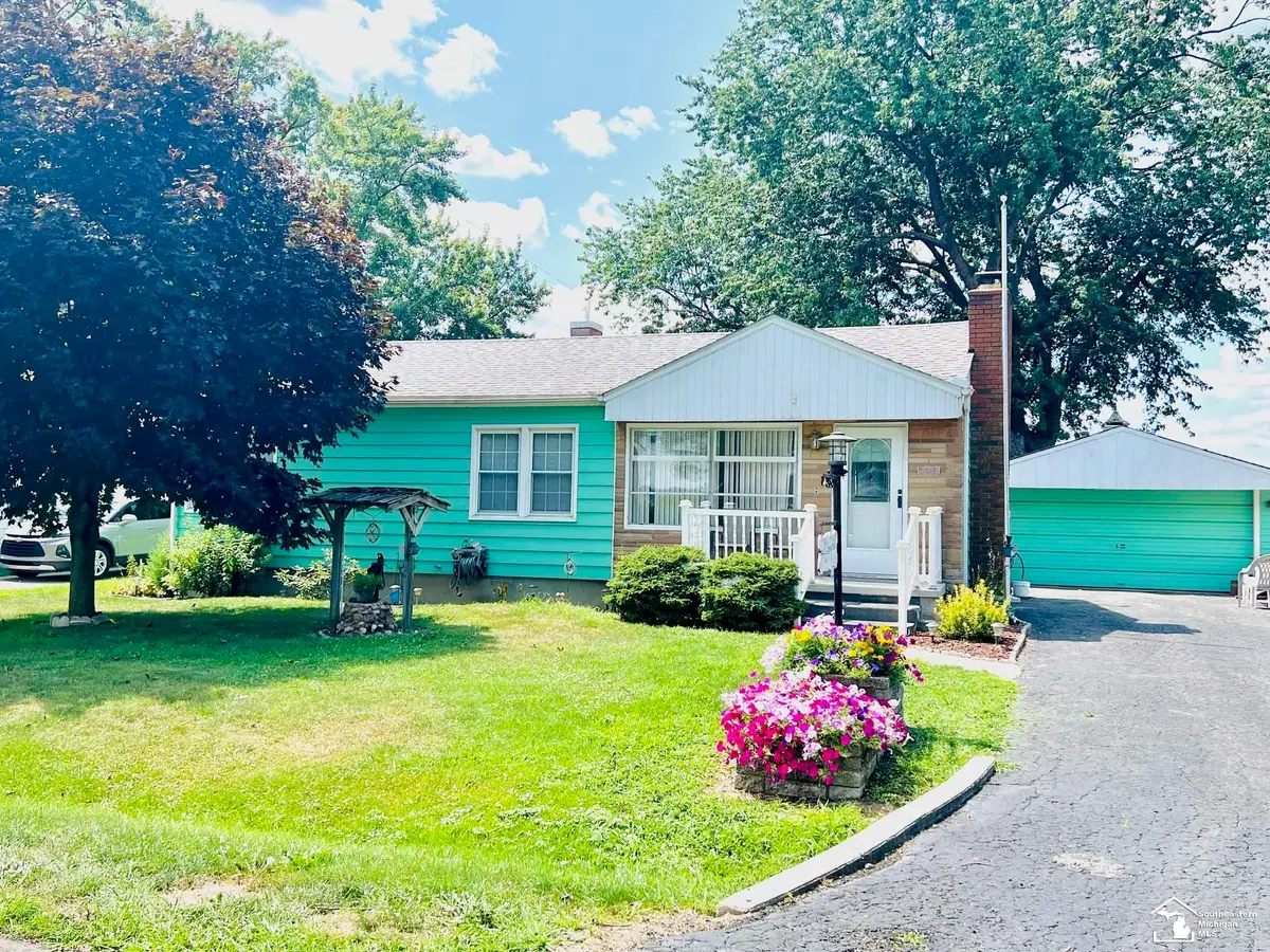 15801 Virginia, Monroe, MI 48161 - #1