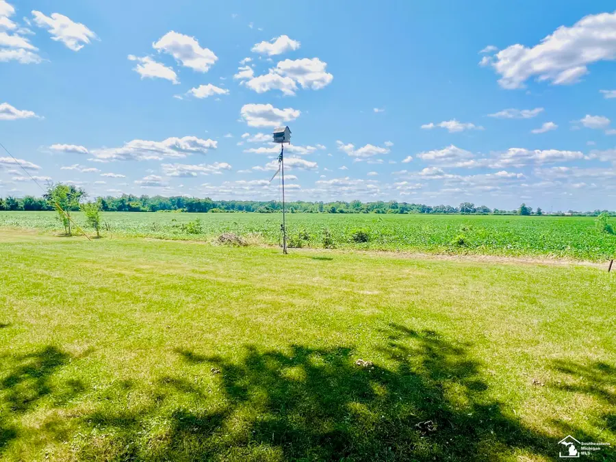 15801 Virginia, Monroe, MI 48161 - #2