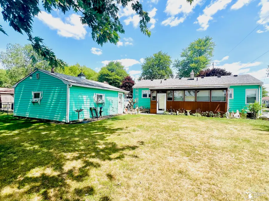 15801 Virginia, Monroe, MI 48161 - #3