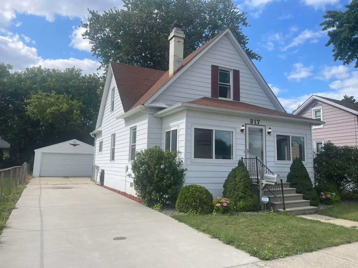 317 N Bates, Saginaw, MI 48602 - #1