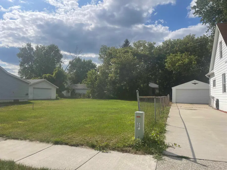 317 N Bates, Saginaw, MI 48602 - #3