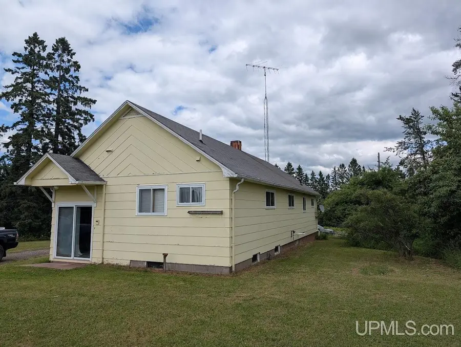 11913 Us 45, Bruce Crossing, MI 49912 - #2