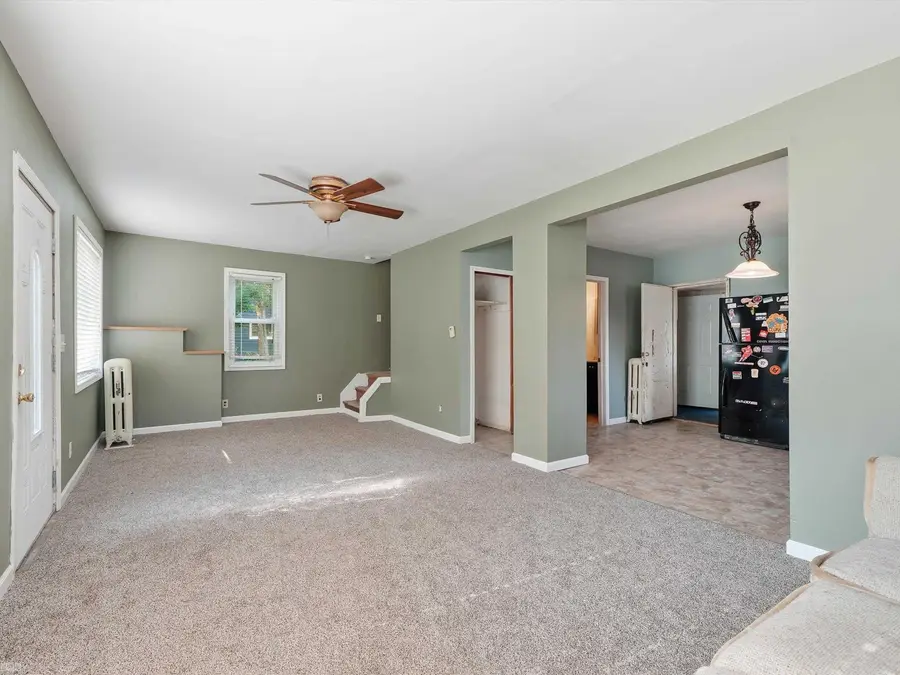 18513 Wakenden, Redford, MI 48240 - #2