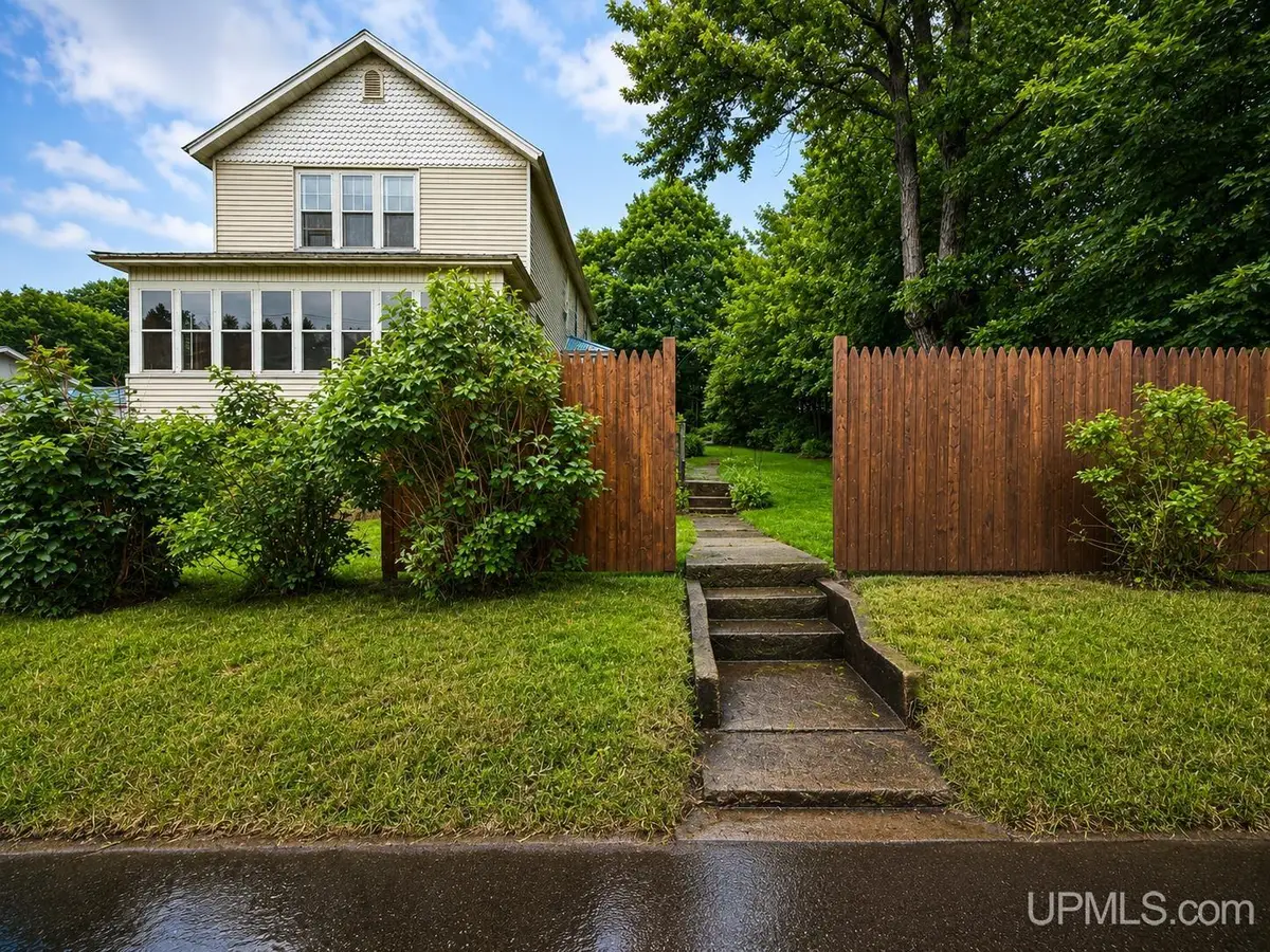 236 Ready, Ishpeming, MI 49849 - #1