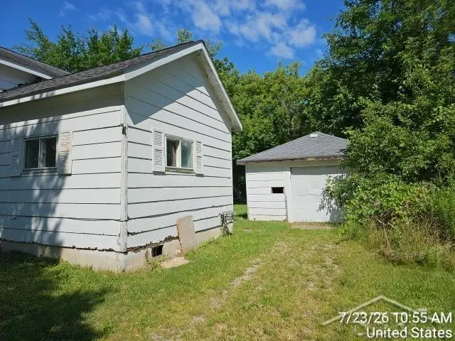 811 N Granger, Saginaw, MI 48602 - #2