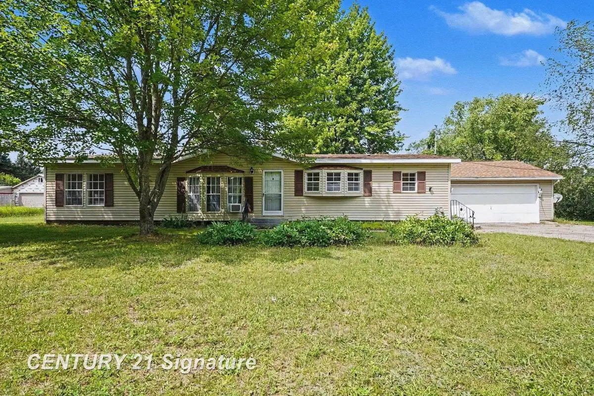 6880 W Emery, Houghton Lake, MI 48629 - #1