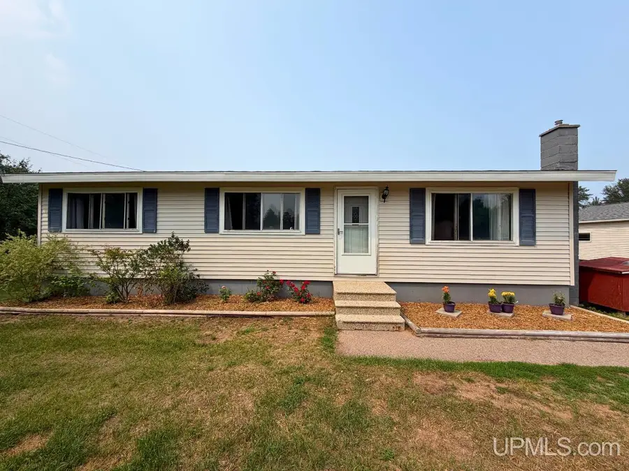 173 Dana, Marquette, MI 49855 - #2